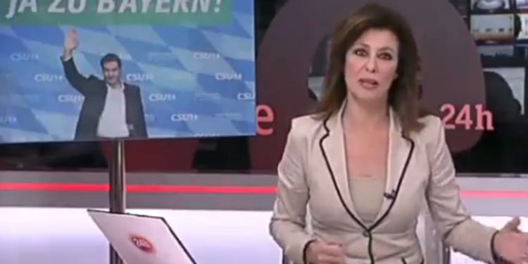 Beatriz Pérez Aranda nació en el municipio de Málaga, en Andalucía, España.