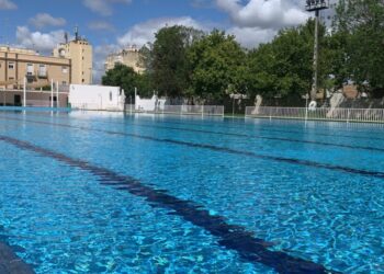 ¿Cuándo abre la piscina pública de Lora del Río?
