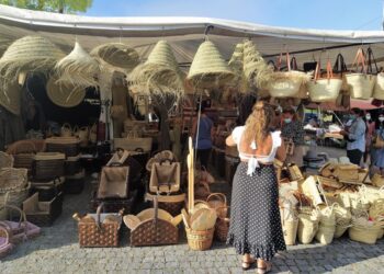 ¿Qué día es el mercadillo en Valença do Miño?