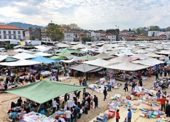 ¿Qué día es el mercadillo de Valença do Miño?