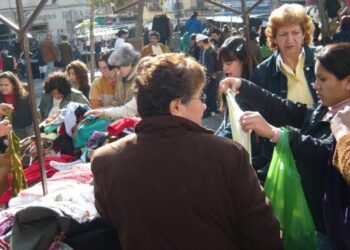 ¿Qué día es el mercadillo de Lora del Río?