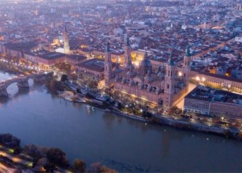 Descubre lo Mejor de Zaragoza: Las Mejores Visitas Guiadas en Español