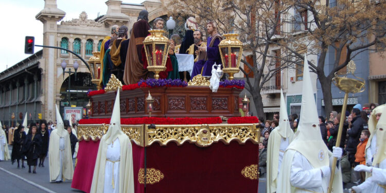 Fiestas y eventos en Zaragoza: la guía definitiva para divertirte en la ciudad