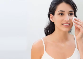 ¿Cómo elegir el mejor kit de cuidado facial para mujer?