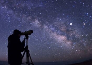 Descubre el fascinante mundo de la astronomía con un Kit de telescopio para principiantes