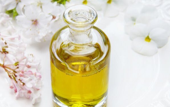 Los beneficios de los aceites esenciales en la aromaterapia
