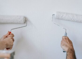 ¿Por qué al pintar quedan marcas de rodillo y cómo evitarlas?